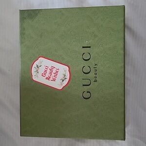 💕Gucci Beauty Box💕